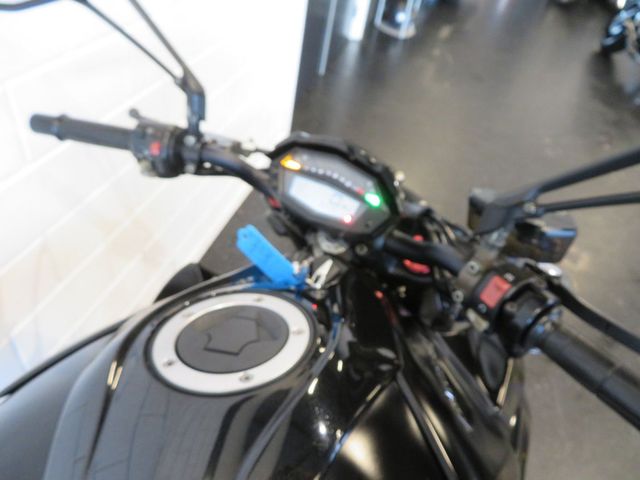 kawasaki - z1000-abs