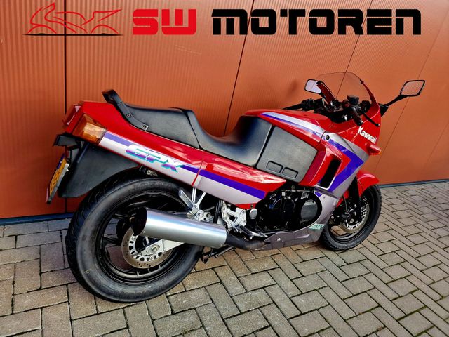 kawasaki - gpx-600-r