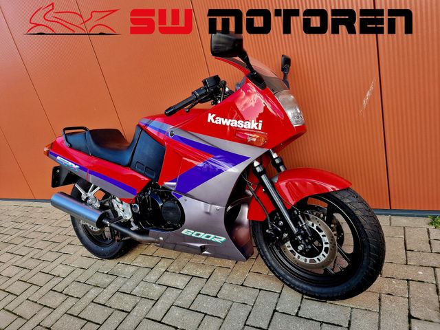 kawasaki - gpx-600-r