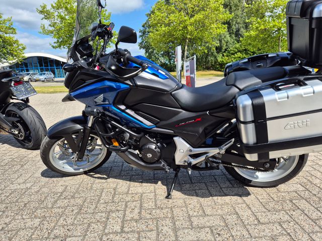 honda - nc-750-x-dct