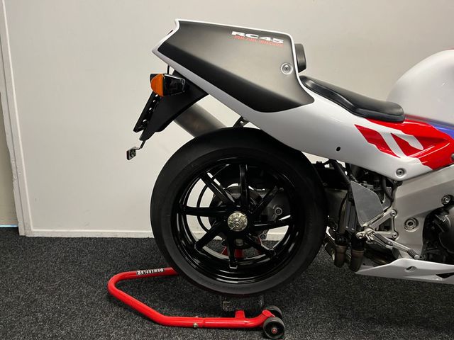 honda - rc-45-hrc
