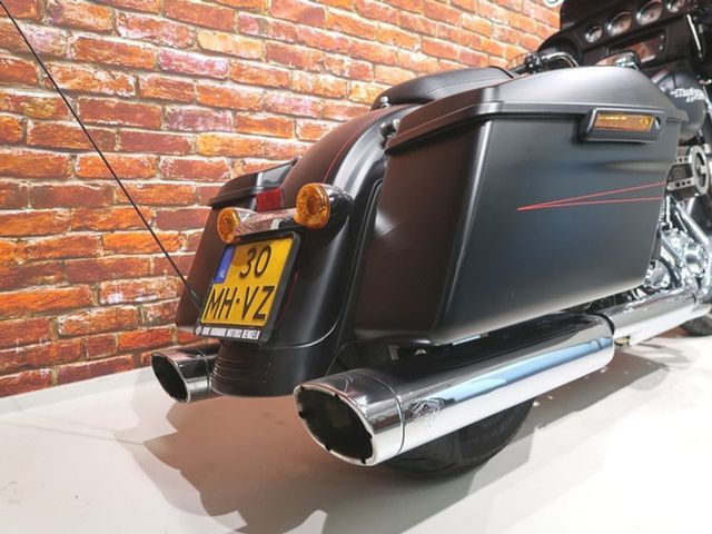 harley-davidson - street-glide-special-flhxs