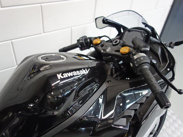 kawasaki - ninja-zx-4rr