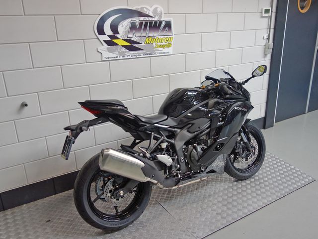 kawasaki - ninja-zx-4rr