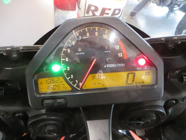 honda - cbr-1000-rr-fireblade