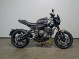TRIUMPH TRIDENT 660