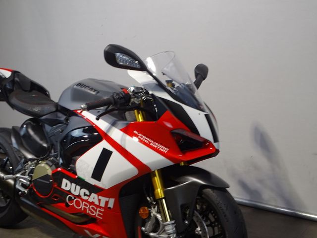 ducati - v2-superquadro-final-edition