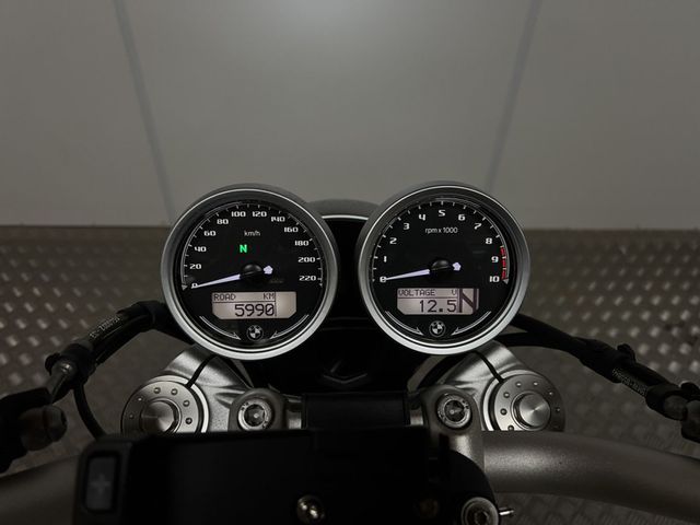 bmw - r-nine-t-pure