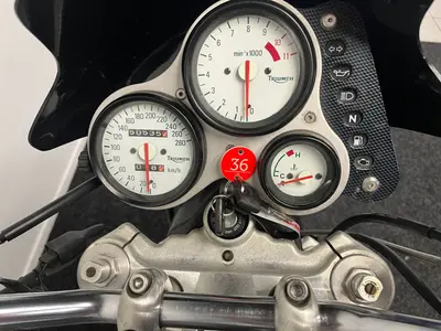 TRIUMPH T 509 SPEED TRIPLE – foto 2