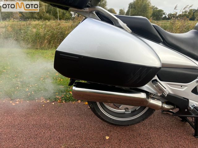 honda - st-1300-pan-european