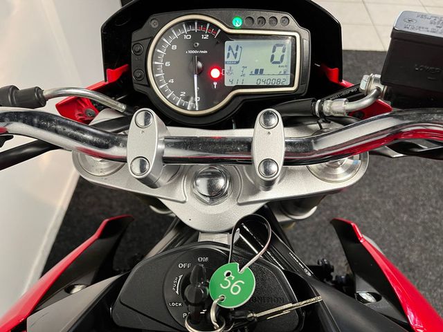 suzuki - gsr-750