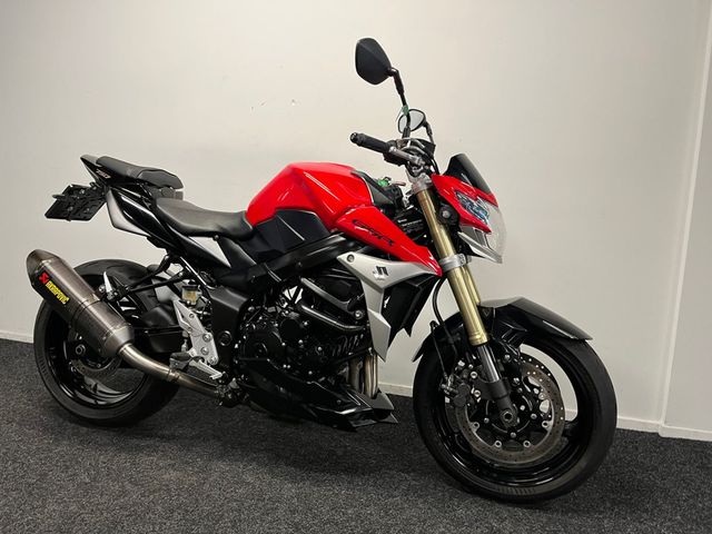 suzuki - gsr-750