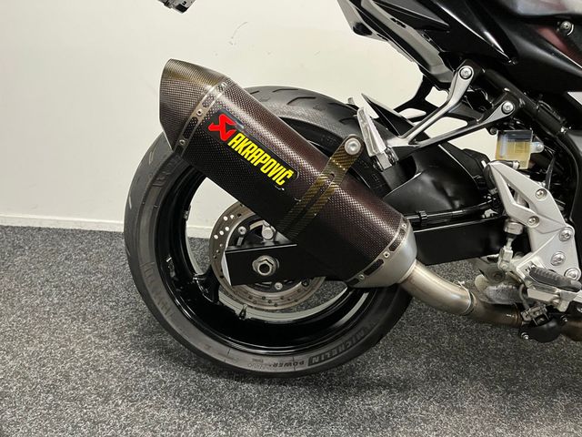 suzuki - gsr-750