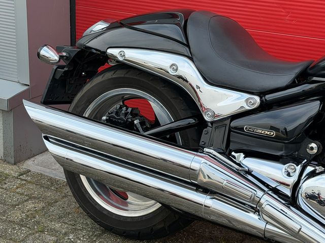 suzuki - intruder-m-1500