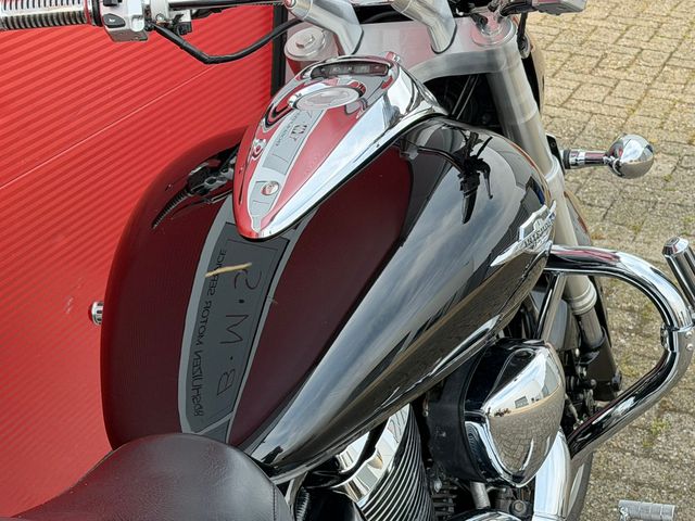 suzuki - intruder-m-1500