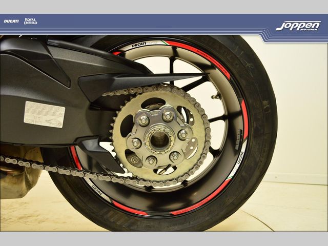 ducati - streetfighter-v2