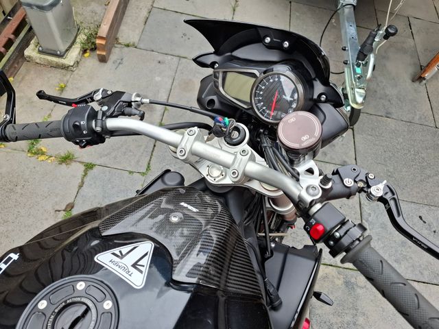 triumph - speed-triple