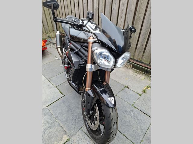 triumph - speed-triple