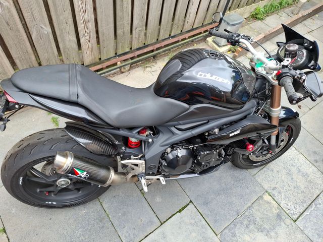triumph - speed-triple
