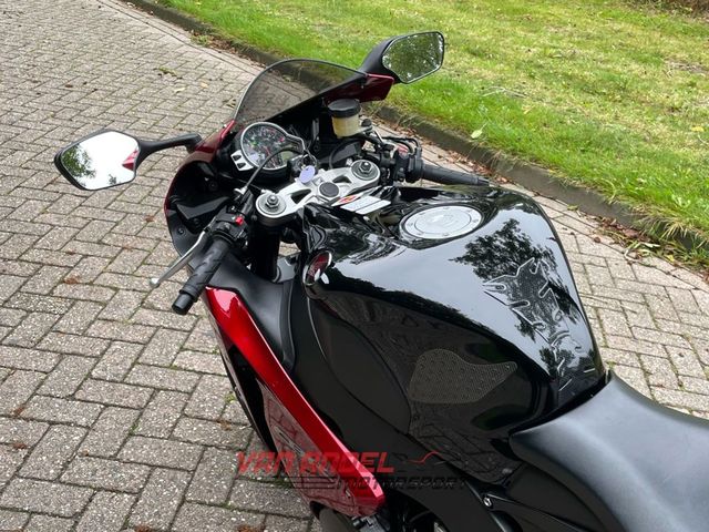 honda - cbr-1000-rr-fireblade