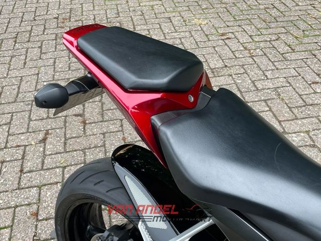 honda - cbr-1000-rr-fireblade