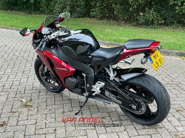 honda - cbr-1000-rr-fireblade