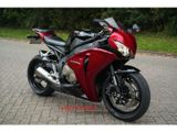 HONDA CBR 1000 RR FIREBLADE