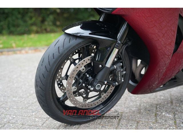 honda - cbr-1000-rr-fireblade
