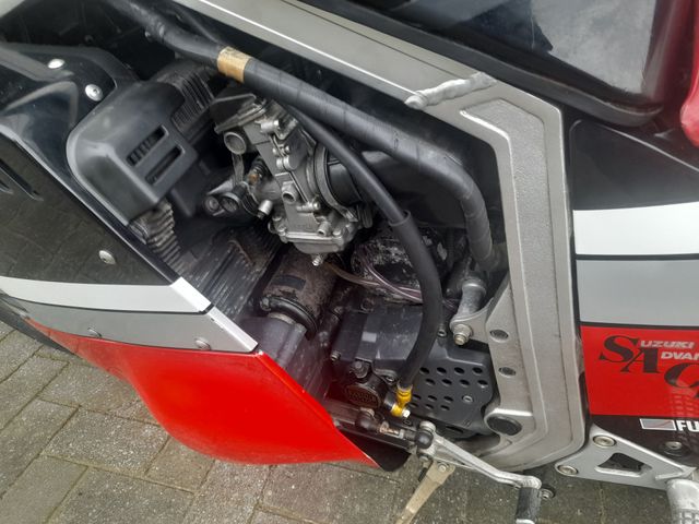 suzuki - gsx-r-750