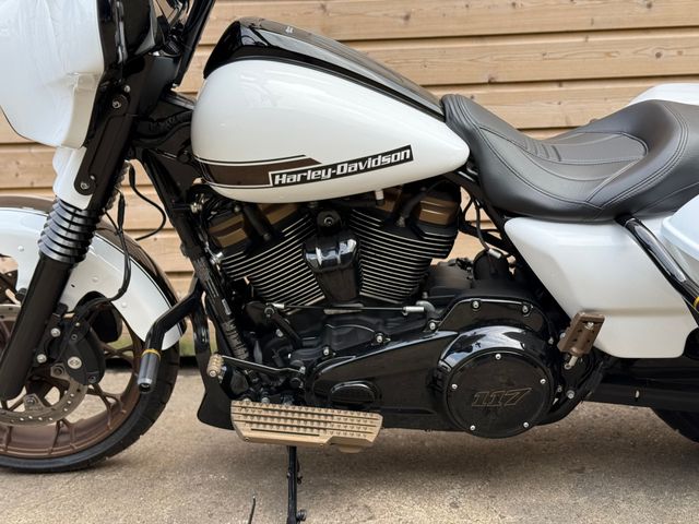 harley-davidson - street-glide-st-flhxst