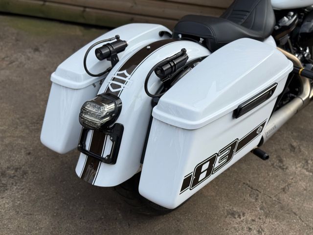 harley-davidson - street-glide-st-flhxst