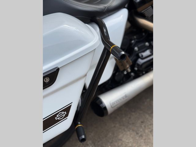 harley-davidson - street-glide-st-flhxst