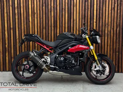 TRIUMPH SPEED TRIPLE R – foto 3
