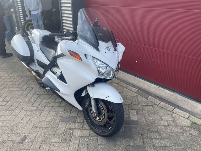 honda - st-1300-pan-european-abs