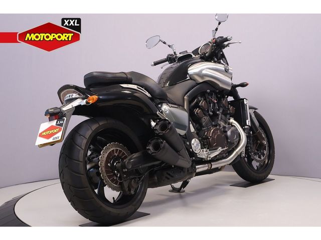 yamaha - vmx-1700-vmax