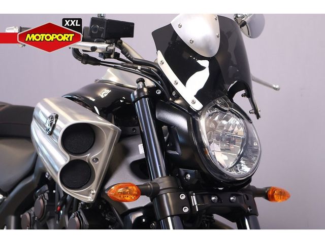 yamaha - vmx-1700-vmax