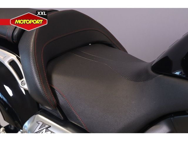 yamaha - vmx-1700-vmax