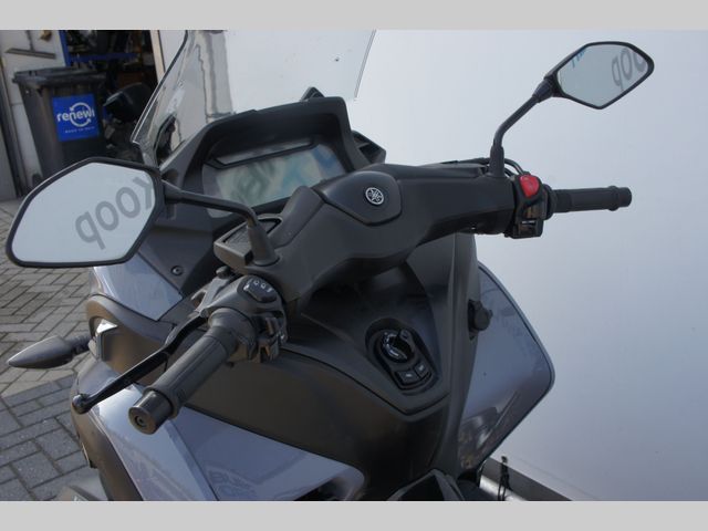 yamaha - tricity-300