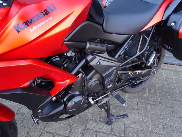 kawasaki - versys-650-tourer