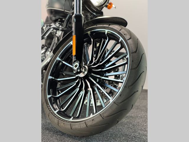 harley-davidson - breakout-117