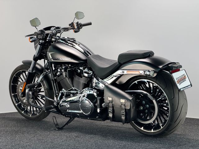 harley-davidson - breakout-117