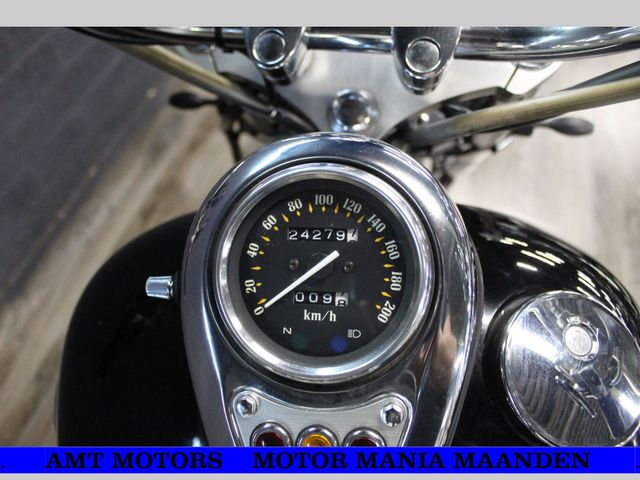 kawasaki - vn-800-classic