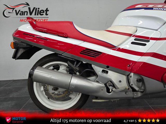 honda - cbr-1000-f