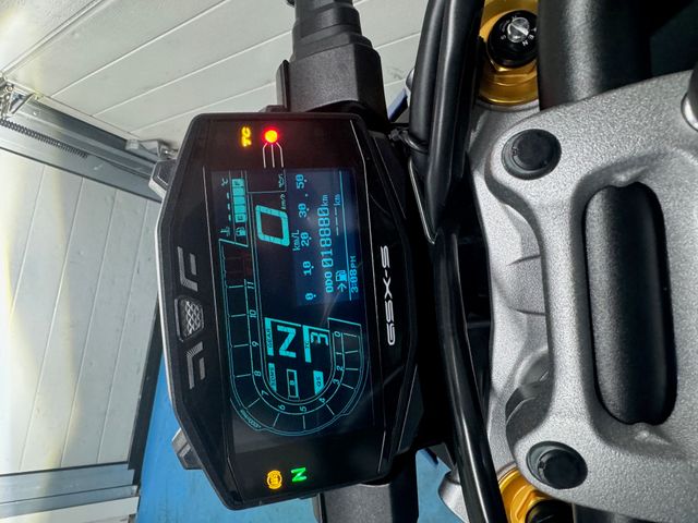suzuki - gsx-s-1000