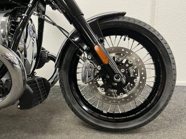 bmw - r-18