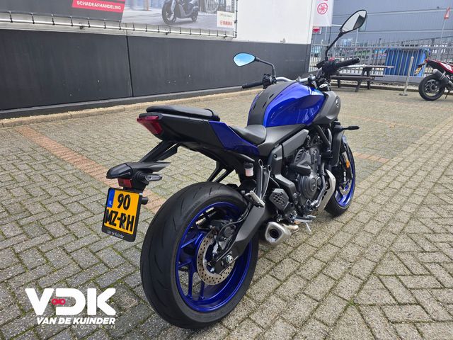 yamaha - mt-07-y-amt