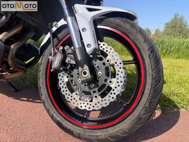 kawasaki - versys-650-abs