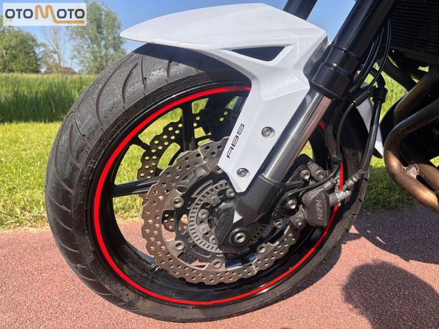 kawasaki - versys-650-abs