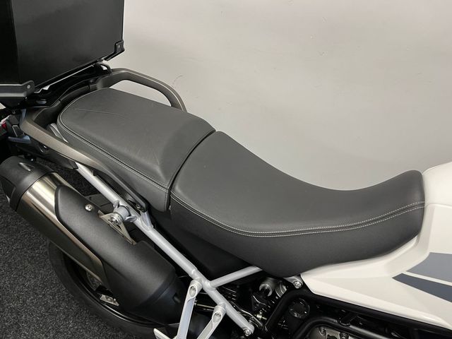 triumph - tiger-900-gt