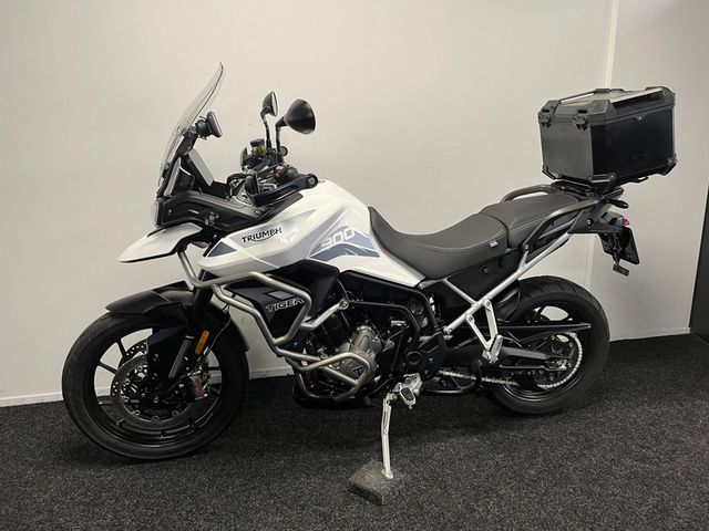 triumph - tiger-900-gt